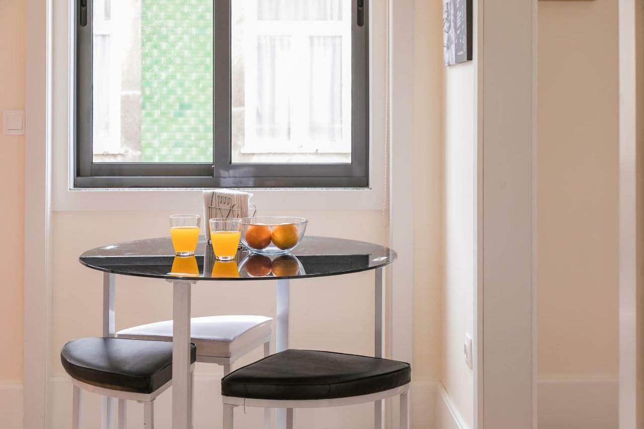 A Francos Burguer Station Apartment ปอร์โต ภายนอก รูปภาพ